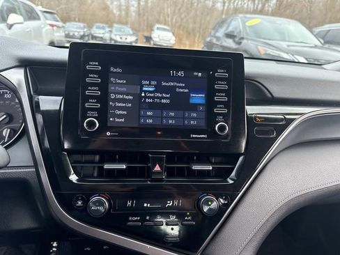 Used 2024 Toyota Camry SE image 22