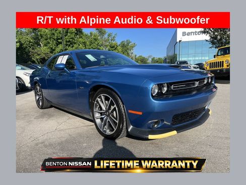 Used 2023 Dodge Challenger R/T RWD image 1