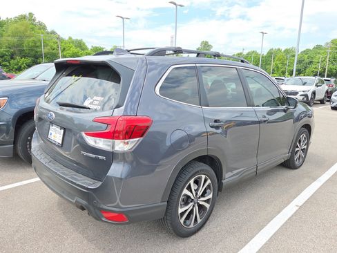 Used 2020 Subaru Forester Limited AWD/4WD image 6