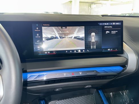 Used 2025 BMW X3 xDrive30i w/ M Sport Package image 28