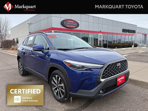 Certified 2024 Toyota Corolla Cross XLE image 1