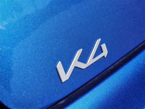 New 2025 Kia K4 GT-Line image 8