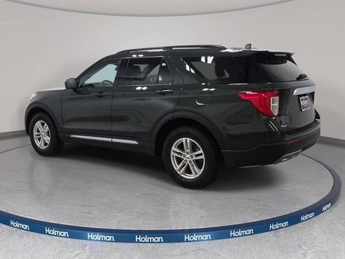 Used 2023 Ford Explorer XLT w/ Equipment Group 202A AWD/4WD image 8