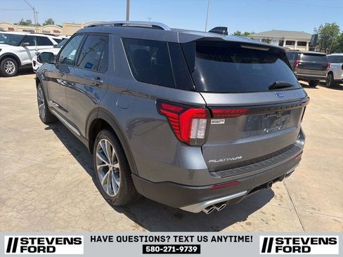 Used 2025 Ford Explorer Platinum w/ Ultimate Package AWD/4WD image 7