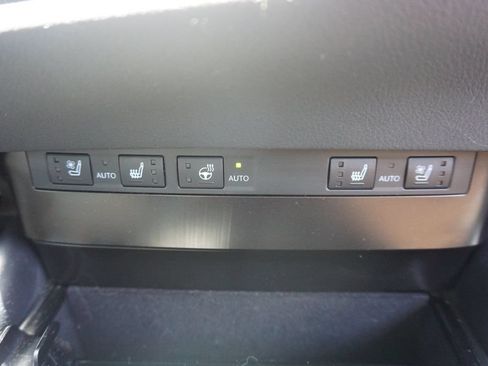Used 2024 Lexus ES 350 w/ Premium Package FWD image 15