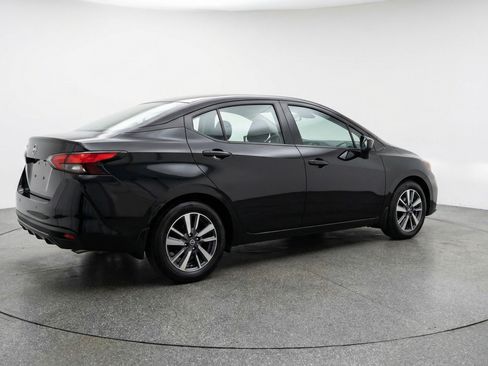 Used 2025 Nissan Versa SV FWD image 9