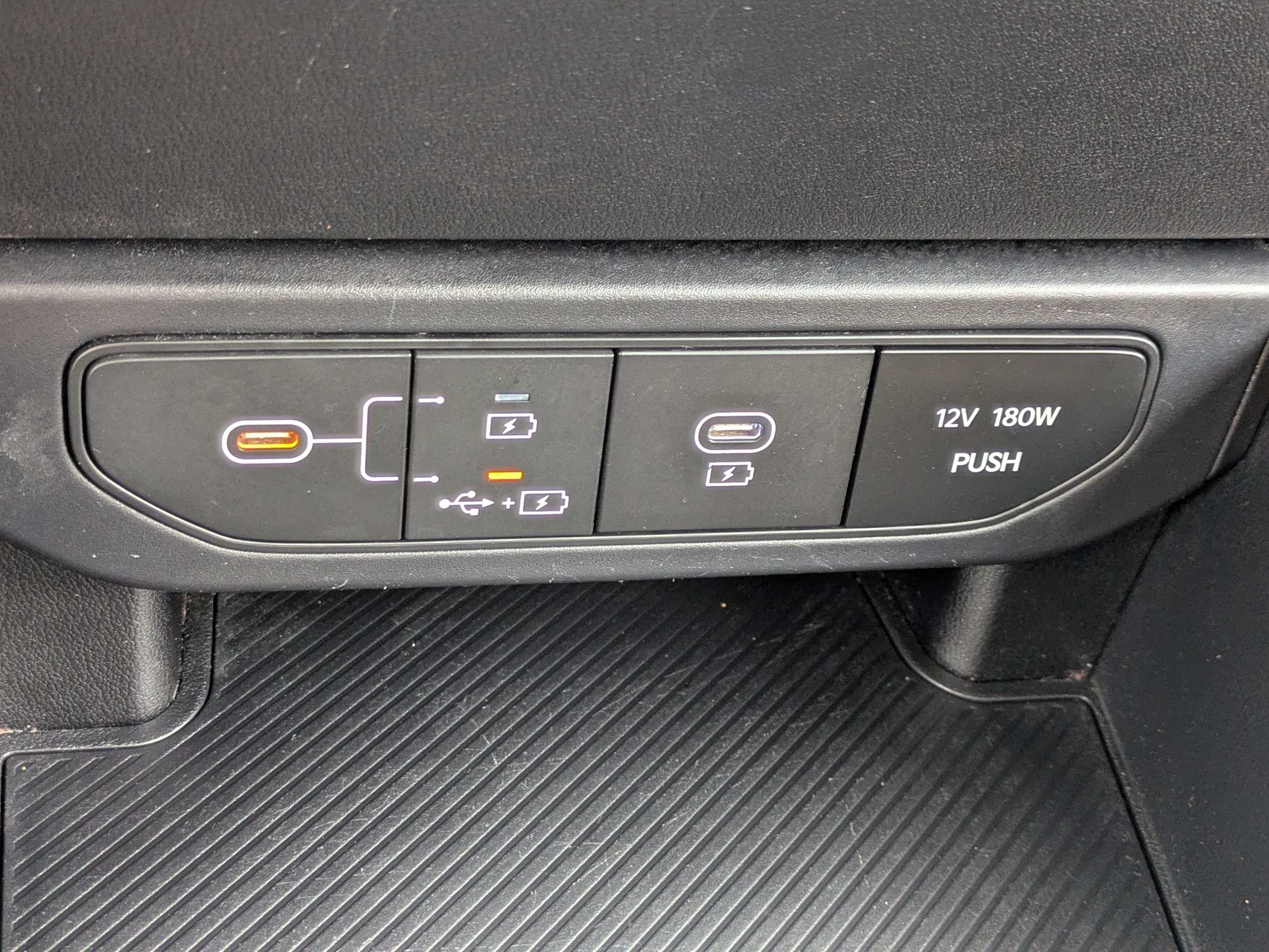 Certified 2025 Kia K4 FWD image 27