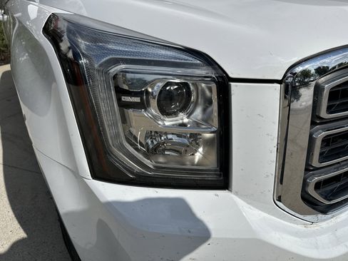 Used 2018 GMC Yukon SLT w/ Open Road Package image 11