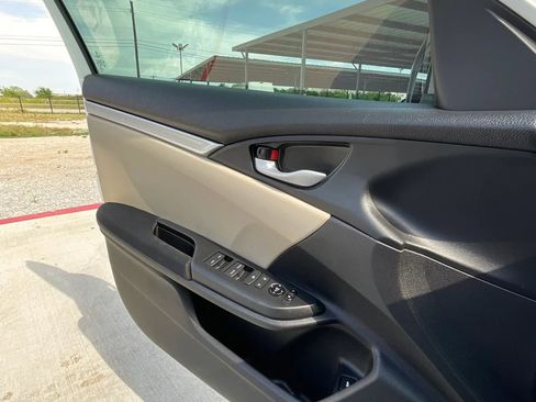 Used 2017 Honda Civic LX image 41
