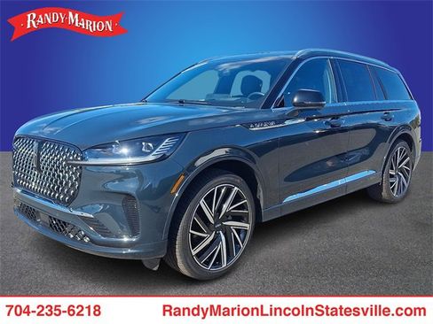 New 2025 Lincoln Aviator Black Label image 1