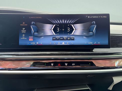 New 2026 BMW 760i xDrive AWD/4WD image 18
