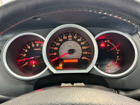 Used 2010 Toyota Tacoma 4x4 Double Cab image 16