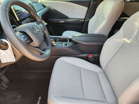 New 2026 Lexus TX 350 AWD image 8