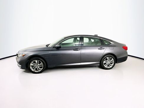 Used 2018 Honda Accord LX image 4