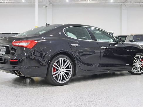Used 2019 Maserati Ghibli S GranLusso image 9