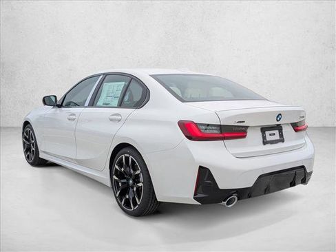 New 2026 BMW 330i xDrive Sedan w/ M Sport Package image 9