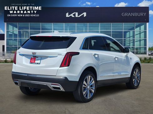 Used 2026 Cadillac XT5 Premium Luxury w/ Driver Assist Package FWD image 5