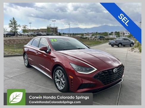 Used 2023 Hyundai Sonata SEL FWD image 1