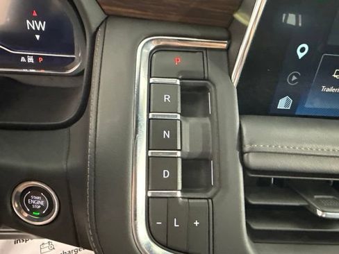 Used 2023 Chevrolet Tahoe High Country AWD/4WD image 25