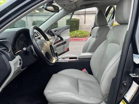 Used 2008 Lexus IS 350 image 10