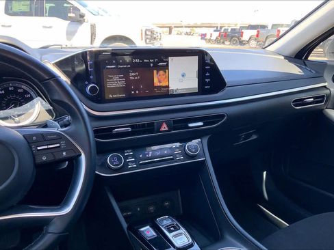 Used 2023 Hyundai Sonata SEL FWD image 7