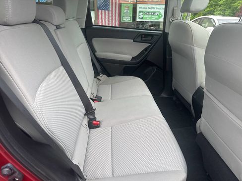 Used 2015 Subaru Forester 2.5i Premium AWD/4WD image 19