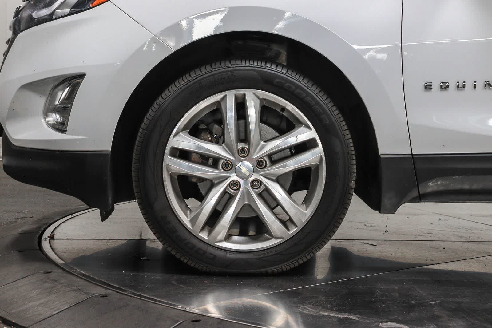 Used 2019 Chevrolet Equinox Premier AWD/4WD image 9