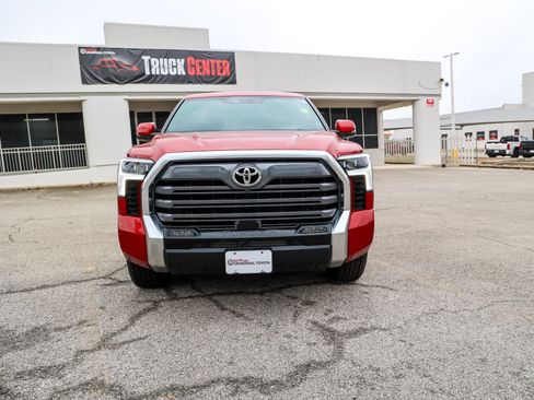 Used 2025 Toyota Tundra Limited image 3