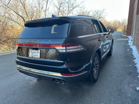 Used 2025 Lincoln Aviator AWD w/ Equipment Group 101A image 8