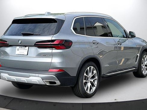 Used 2024 BMW X5 xDrive40i AWD/4WD image 9