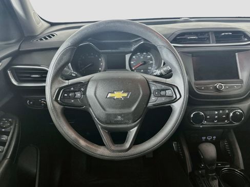 Used 2023 Chevrolet TrailBlazer LT FWD image 17