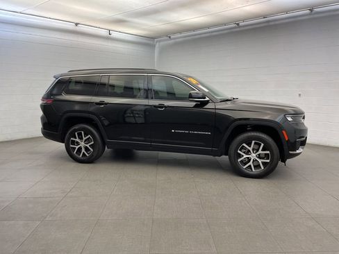 Certified 2024 Jeep Grand Cherokee L Limited w/ Luxury Tech Group II image 4
