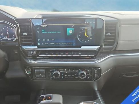 Used 2023 Chevrolet Silverado 1500 LTZ w/ LTZ Premium Package image 11