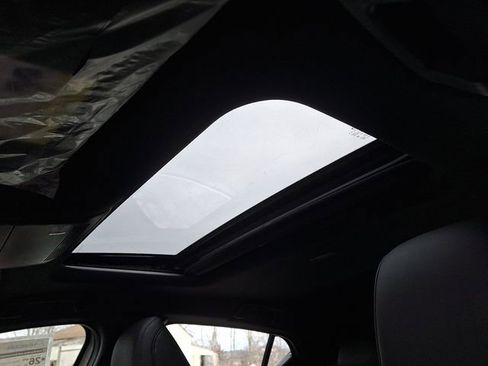 New 2026 MAZDA MAZDA3 Hatchback w/Premium Plus Pkg image 15