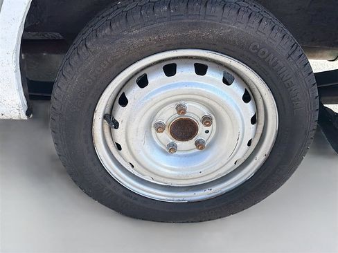 Used 2021 Nissan NV200 S image 23