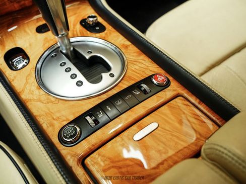 Used 2010 Bentley Flying Spur Flying Spur AWD/4WD image 33