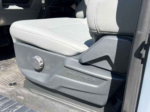 New 2026 Ford F250 XL w/ XL Off-Road Package image 16