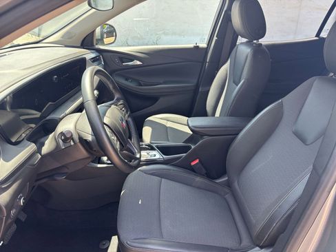 Used 2025 Buick Encore GX Preferred FWD image 25
