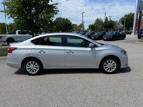 Used 2017 Nissan Sentra S w/ S Style Package FWD image 4
