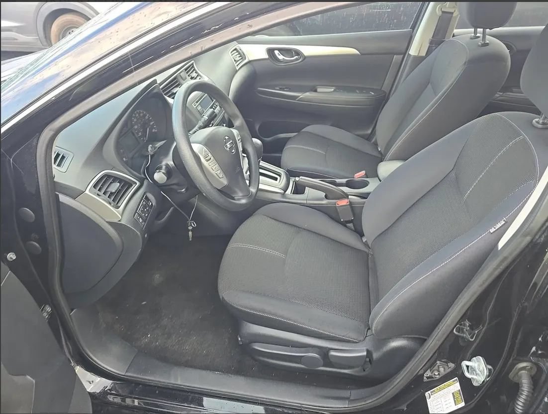 Used 2017 Nissan Sentra S FWD image 4