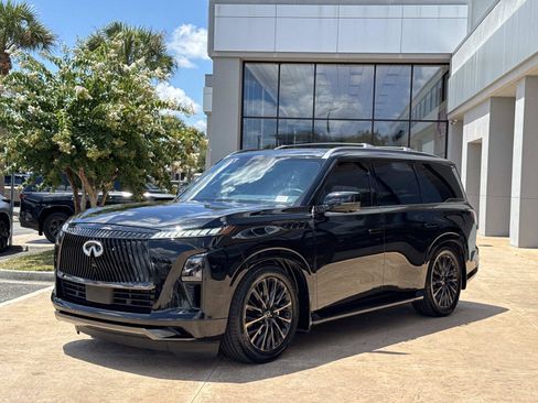Used 2025 INFINITI QX80 Autograph w/ Autograph Exterior Package AWD/4WD image 7