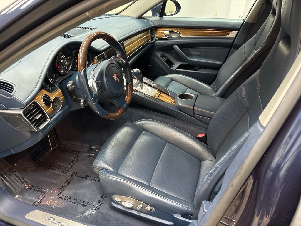 Used 2012 Porsche Panamera image 2