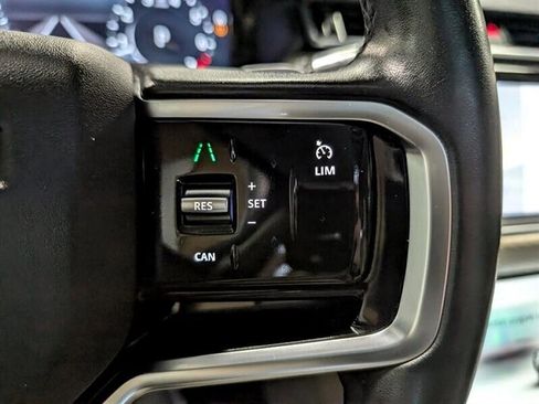 Used 2021 Land Rover Range Rover Velar S image 22