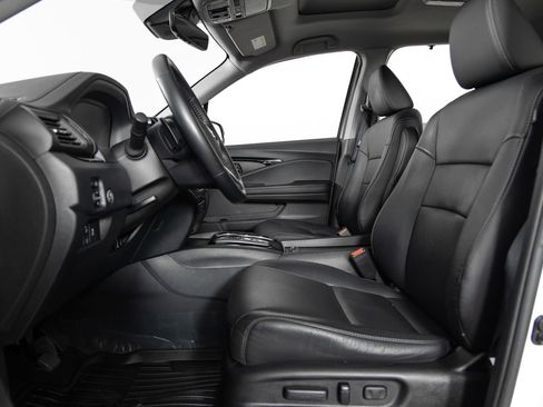 Used 2022 Honda Pilot Touring image 15