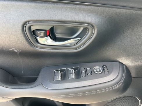 Used 2023 Honda HR-V EX-L image 18