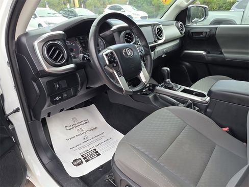 Used 2021 Toyota Tacoma SR5 image 25