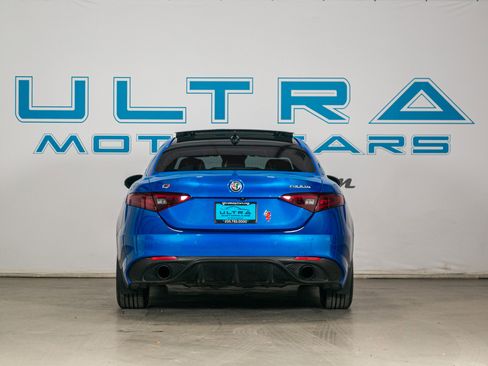 Used 2022 Alfa Romeo Giulia Veloce image 19