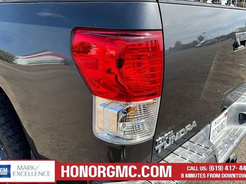 Used 2012 Toyota Tundra 2WD CrewMax w/ Tow Pkg image 23