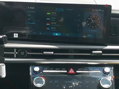 Used 2026 Hyundai Santa Fe SEL image 14