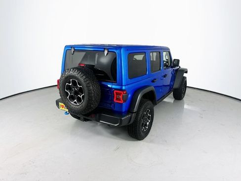 Used 2023 Jeep Wrangler Unlimited Rubicon 4xe w/ Cold Weather Group AWD/4WD image 9